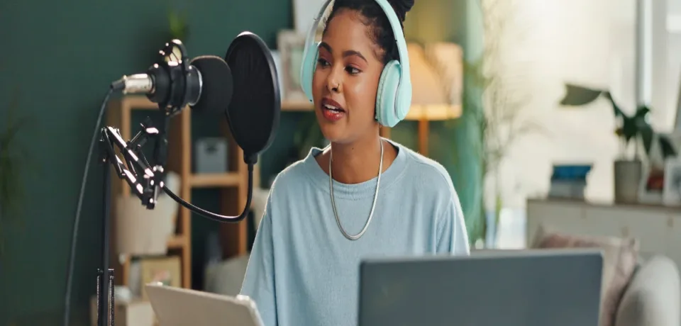 Why Voiceover Artists Need a Professional Website