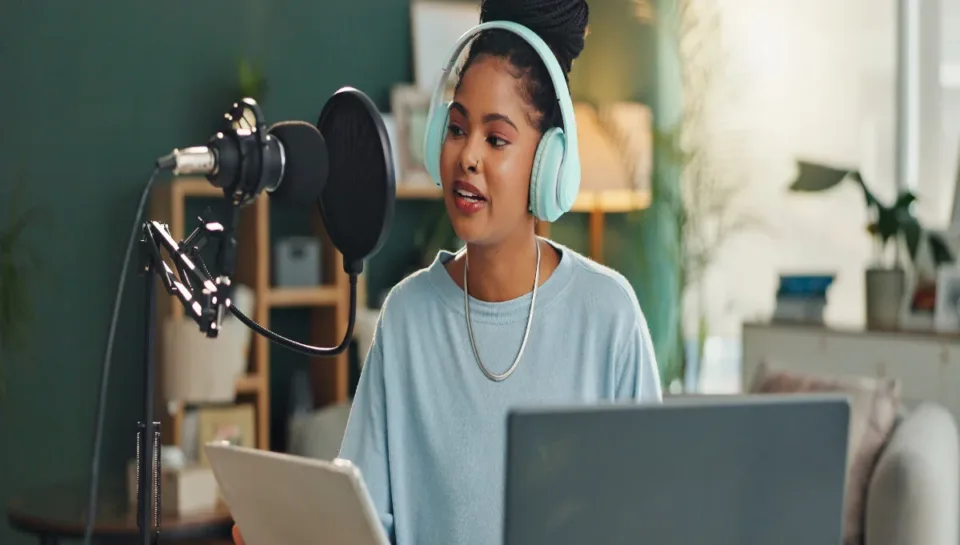 Why Voiceover Artists Need a Professional Website